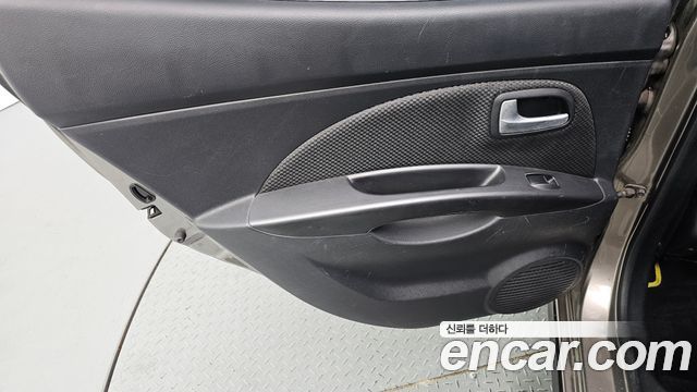 Kia morning 2011 — photo 15
