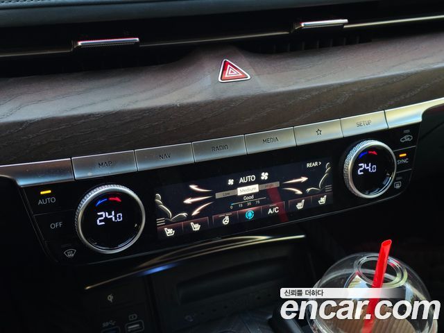 Genesis G80 2021 — photo 11