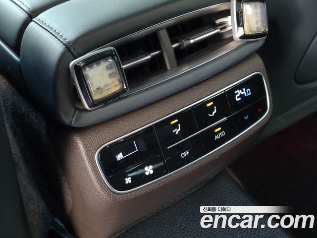 Genesis G80 2021 — photo 17