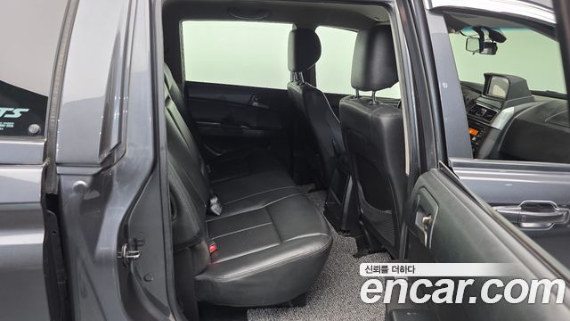 KG Mobility KORANDO 2016 — photo 12