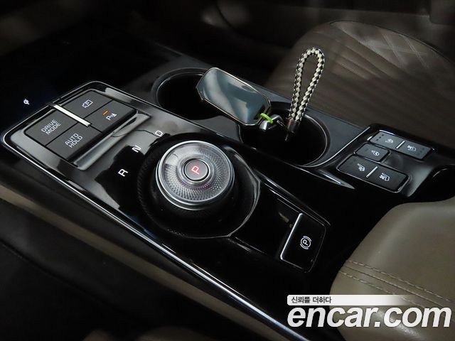 Kia K8 2022 — photo 11