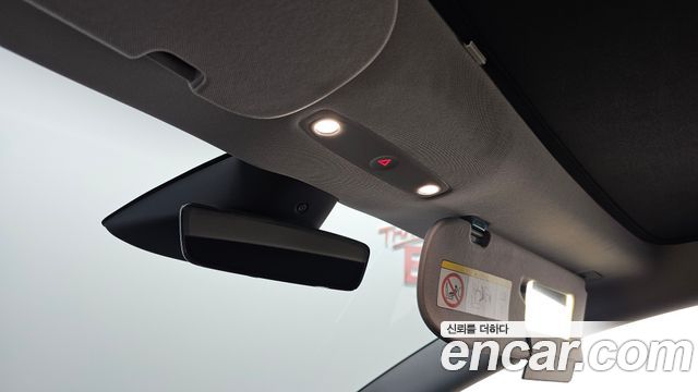 Tesla Model 3 2026 — photo 24