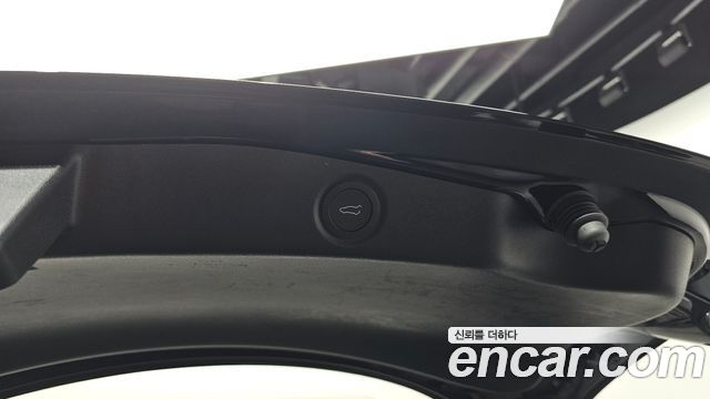 Tesla Model 3 2026 — photo 27
