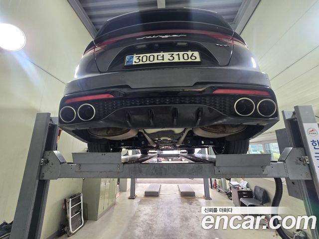 Kia Stinger 2018 — photo 2