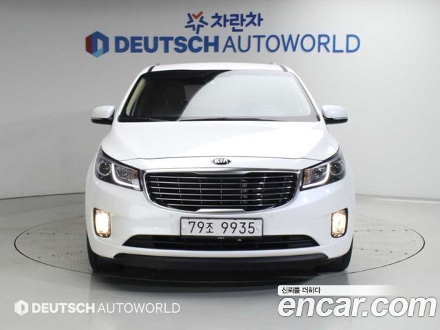 Kia Canival 2018 — photo 3