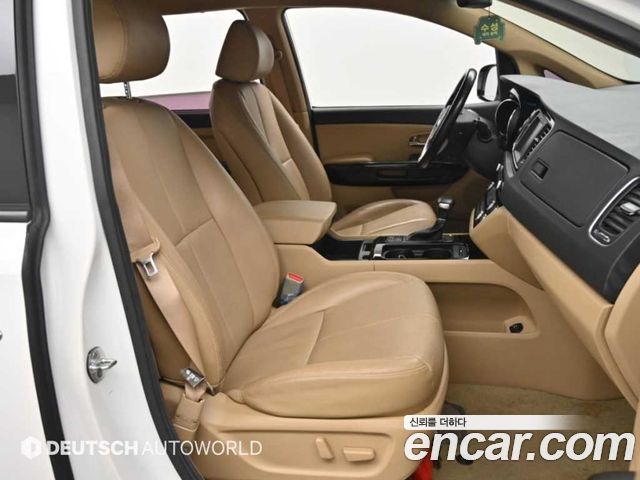 Kia Canival 2018 — photo 10