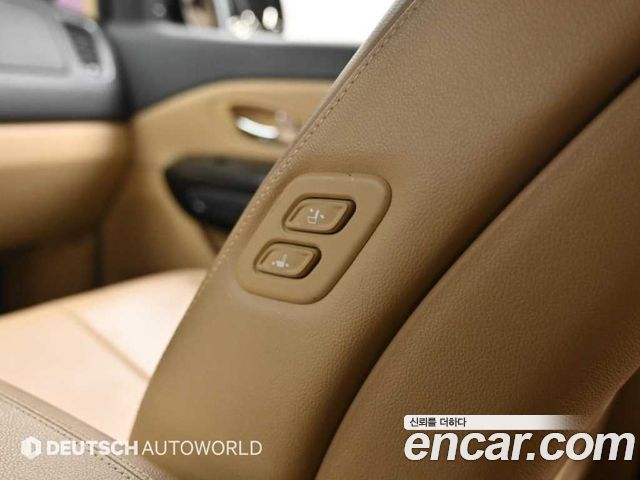 Kia Canival 2018 — photo 17