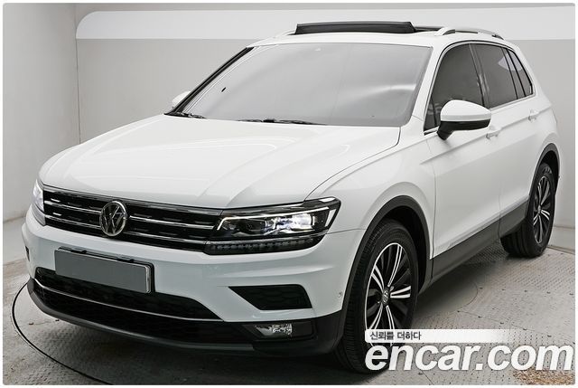 Volkswagen Tiguan 2018 — photo 1