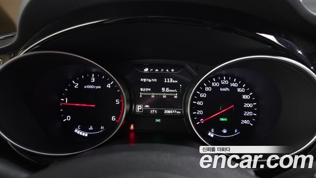 Kia Canival 2016 — photo 8