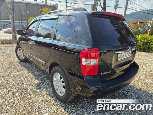 Kia Canival 2013 — photo 8