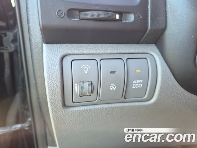 Kia Canival 2013 — photo 15