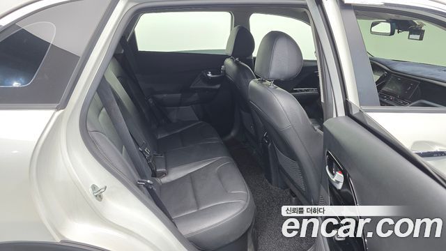 Kia Niro 2021 — photo 12