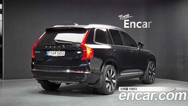 Volvo XC90 2024 — photo 2