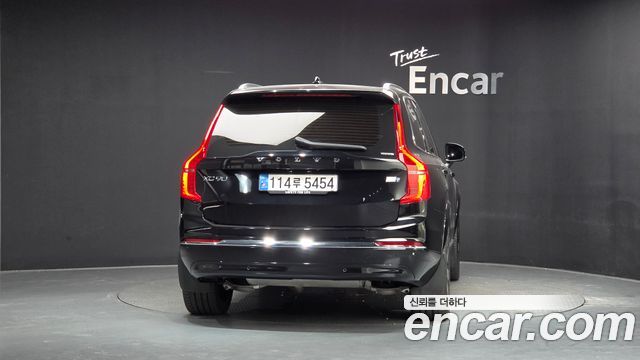Volvo XC90 2024 — photo 4