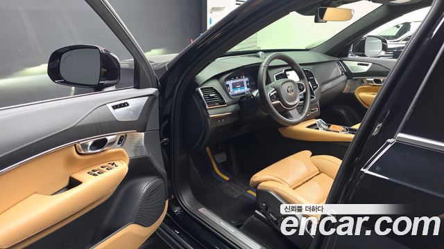 Volvo XC90 2024 — photo 13
