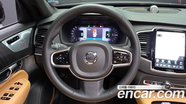 Volvo XC90 2024 — photo 18