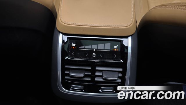 Volvo XC90 2024 — photo 23