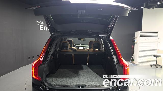 Volvo XC90 2024 — photo 26