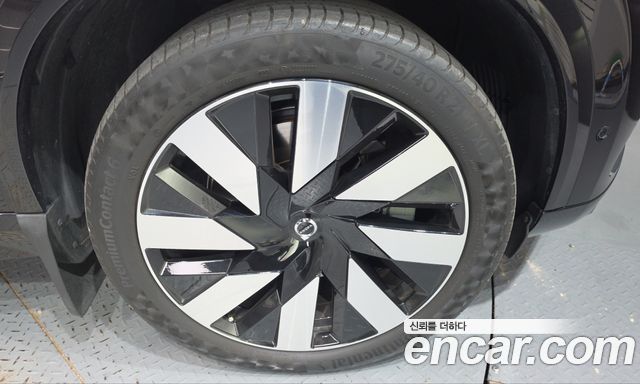 Volvo XC90 2024 — photo 7