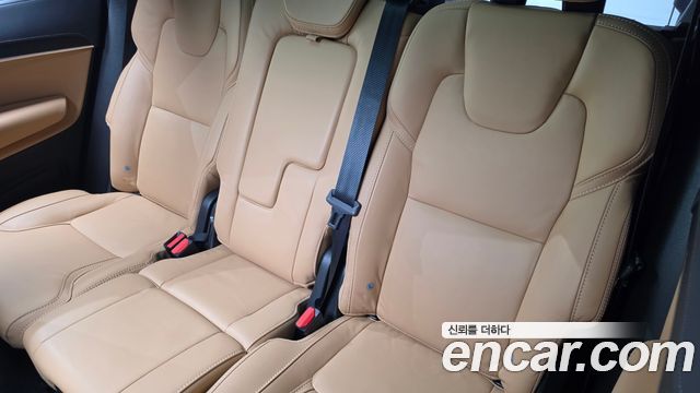 Volvo XC90 2024 — photo 30