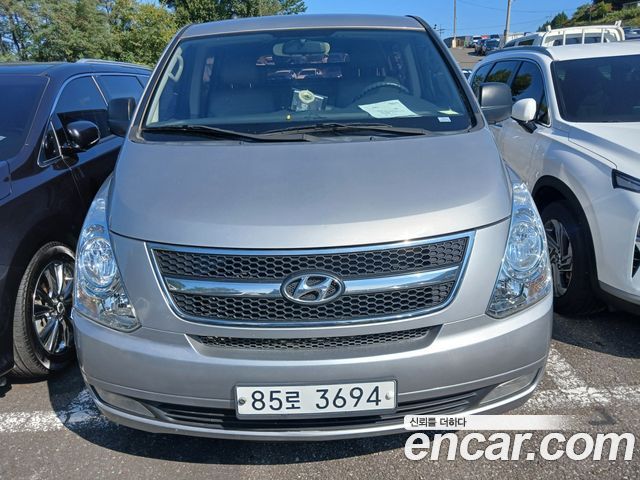 Hyundai Starex 2014 — photo 1