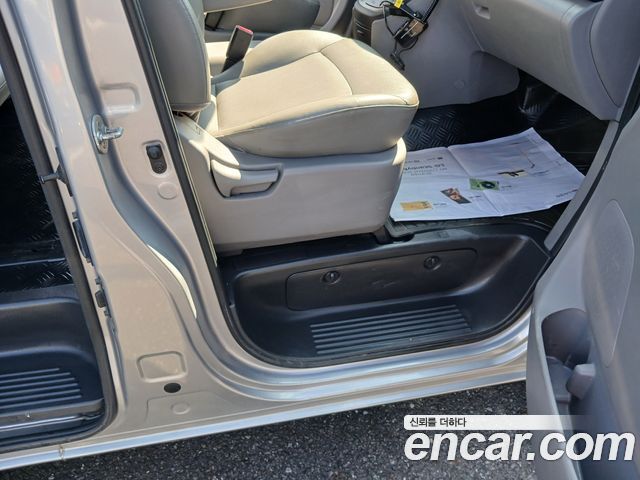 Hyundai Starex 2014 — photo 14