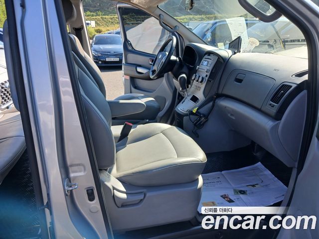 Hyundai Starex 2014 — photo 15