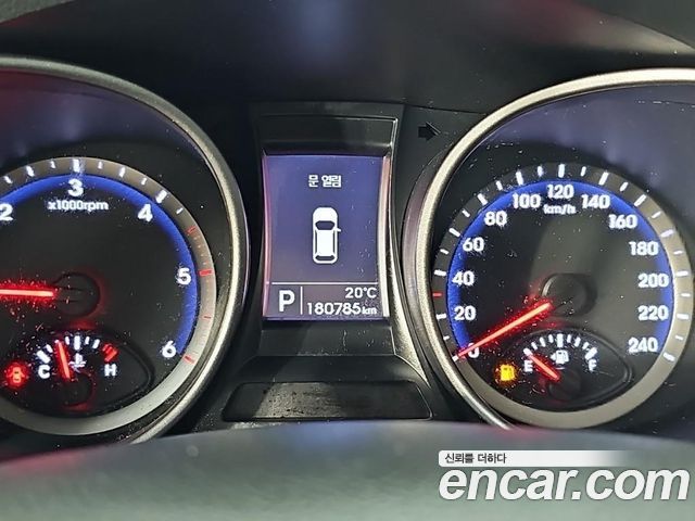 Hyundai Santafe 2014 — photo 9