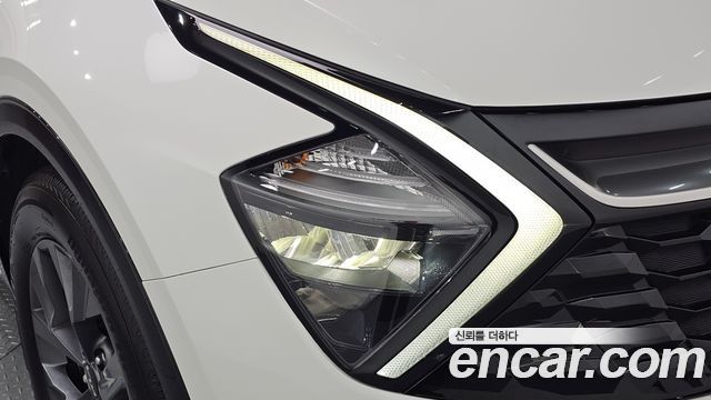 Kia Sportage 2022 — photo 8