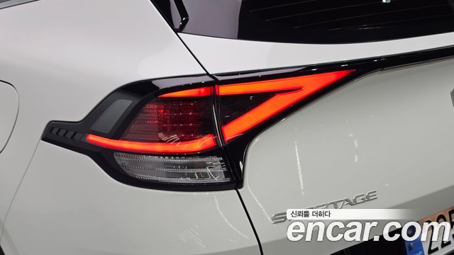 Kia Sportage 2022 — photo 9