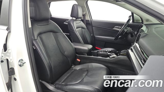 Kia Sportage 2022 — photo 16
