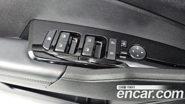 Kia Sportage 2022 — photo 29