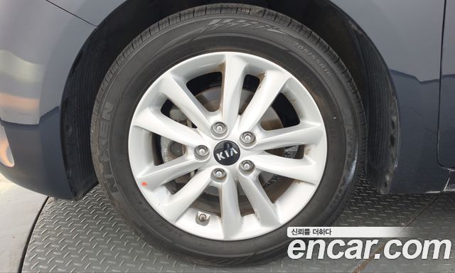 Kia K3 2016 — photo 5