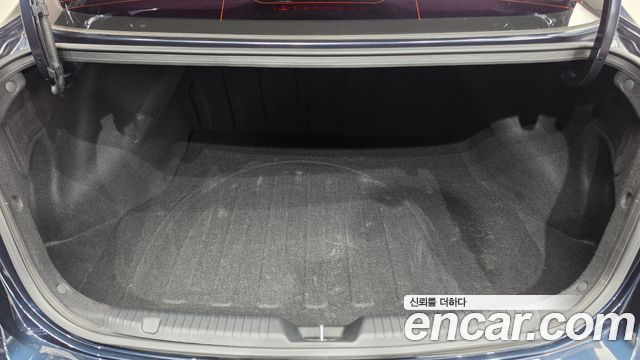 Kia K3 2016 — photo 23
