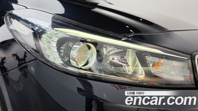 Kia K3 2016 — photo 8