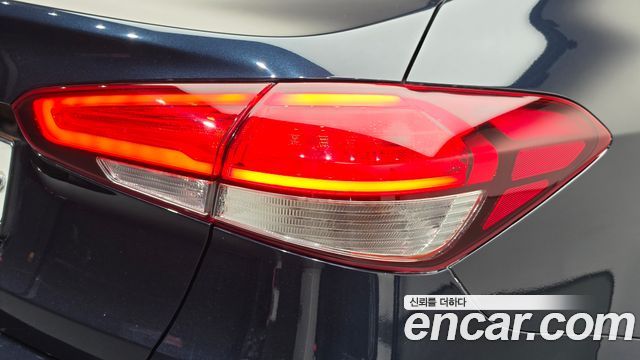 Kia K3 2016 — photo 9