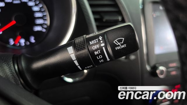 Kia K3 2016 — photo 29