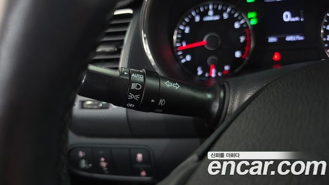 Kia K3 2016 — photo 32