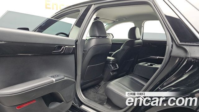Hyundai Grandeur 2023 — photo 16