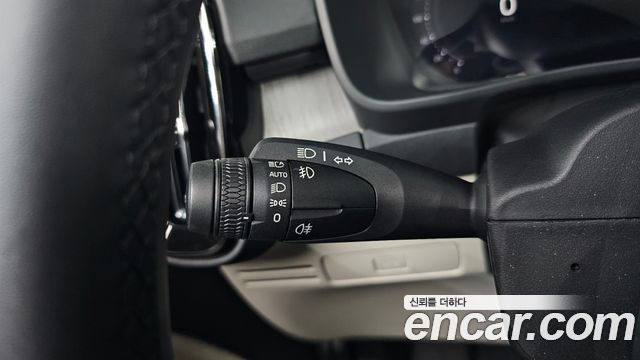 Volvo XC40 2025 — photo 30