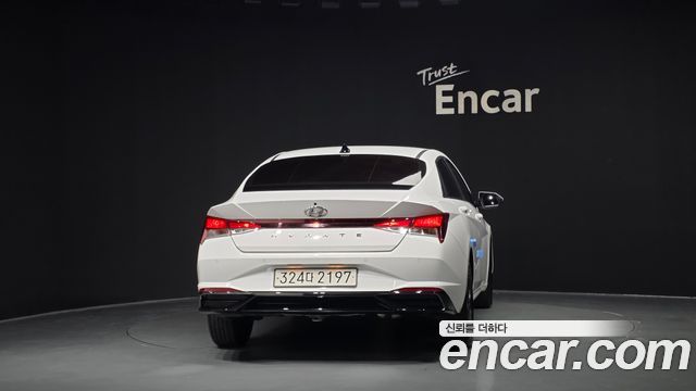 Hyundai AVANTE 2023 — photo 4