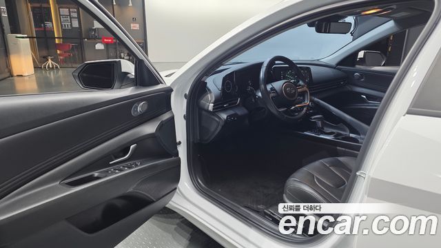 Hyundai AVANTE 2023 — photo 10
