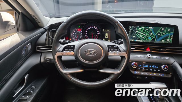 Hyundai AVANTE 2023 — photo 13