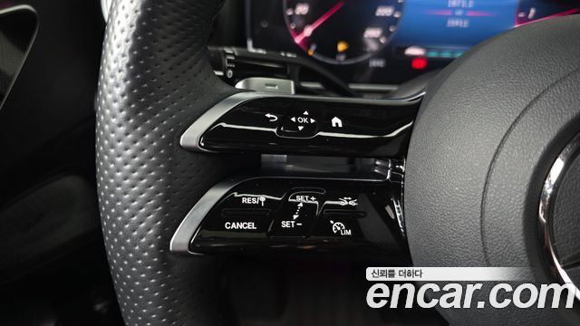 Mercedes-Benz C-Class 2024 — photo 22