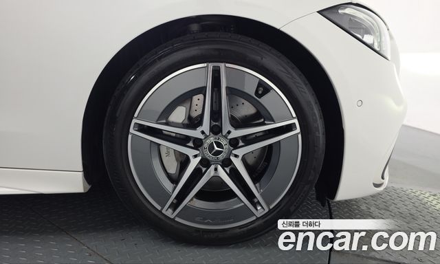 Mercedes-Benz C-Class 2024 — photo 7