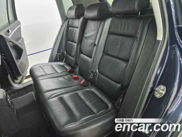 Volkswagen Tiguan 2016 — photo 10