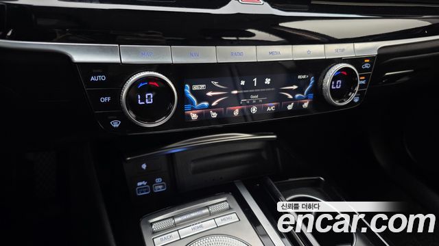 Genesis G80 2021 — photo 16