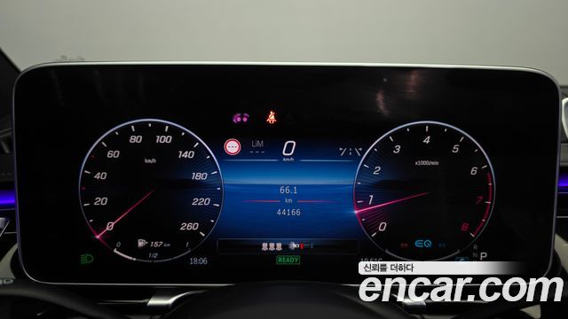 Mercedes-Benz S-Class 2021 — photo 11