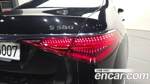Mercedes-Benz S-Class 2021 — photo 9
