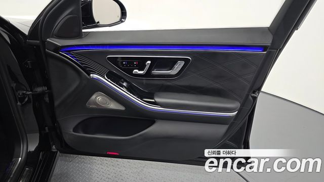 Mercedes-Benz S-Class 2021 — photo 14